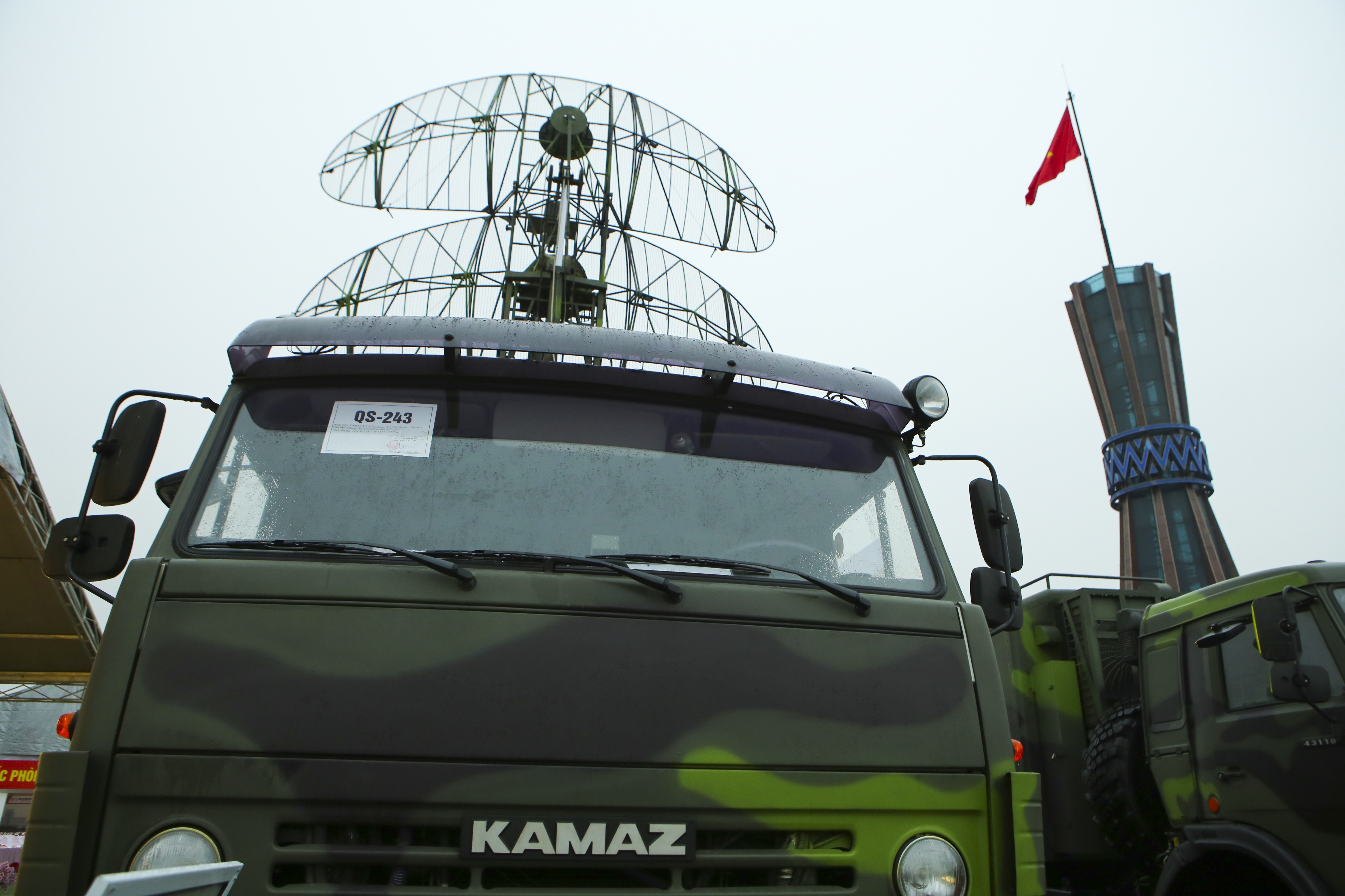 Cận cảnh dàn radar chống mục tiêu tàng hình tối tân của Quân đội Nhân dân Việt Nam - 10 Cận cảnh dàn radar chống mục tiêu tàng hình tối tân của Quân đội Nhân dân Việt Nam - 10
