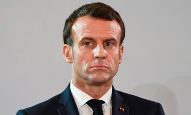 Xoa dịu "bão" biểu tình, Tổng thống Pháp tuyên bố không nhận lương hưu