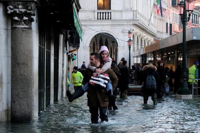 Venice “thất thủ” dịp Giáng sinh vì ngập nặng