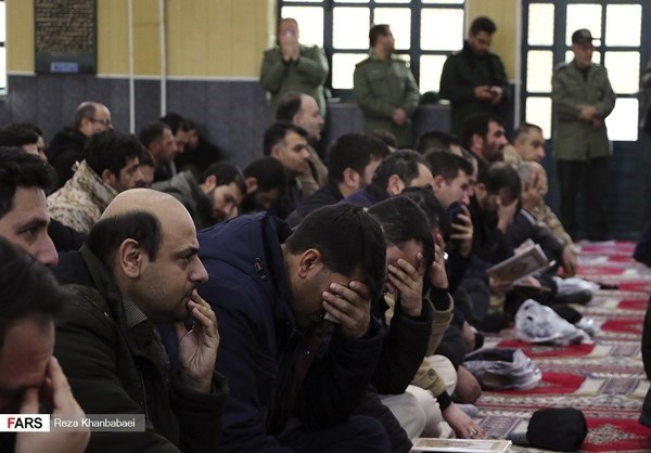 Video đoàn xe của tướng Iran cháy rụi vì bị trúng tên lửa Mỹ