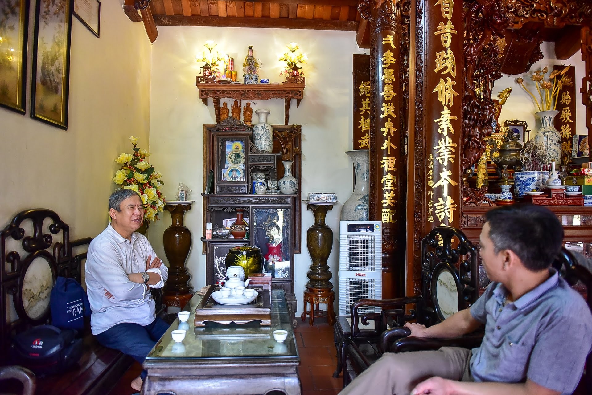 Nhà gỗ Bắc Bộ 1,5 tỷ đồng đẹp hiếm có ở Hưng Yên, ngày nào khách cũng vào ra chiêm ngưỡng - 11 Nhà gỗ Bắc Bộ 1,5 tỷ đồng đẹp hiếm có ở Hưng Yên, ngày nào khách cũng vào ra chiêm ngưỡng - 11