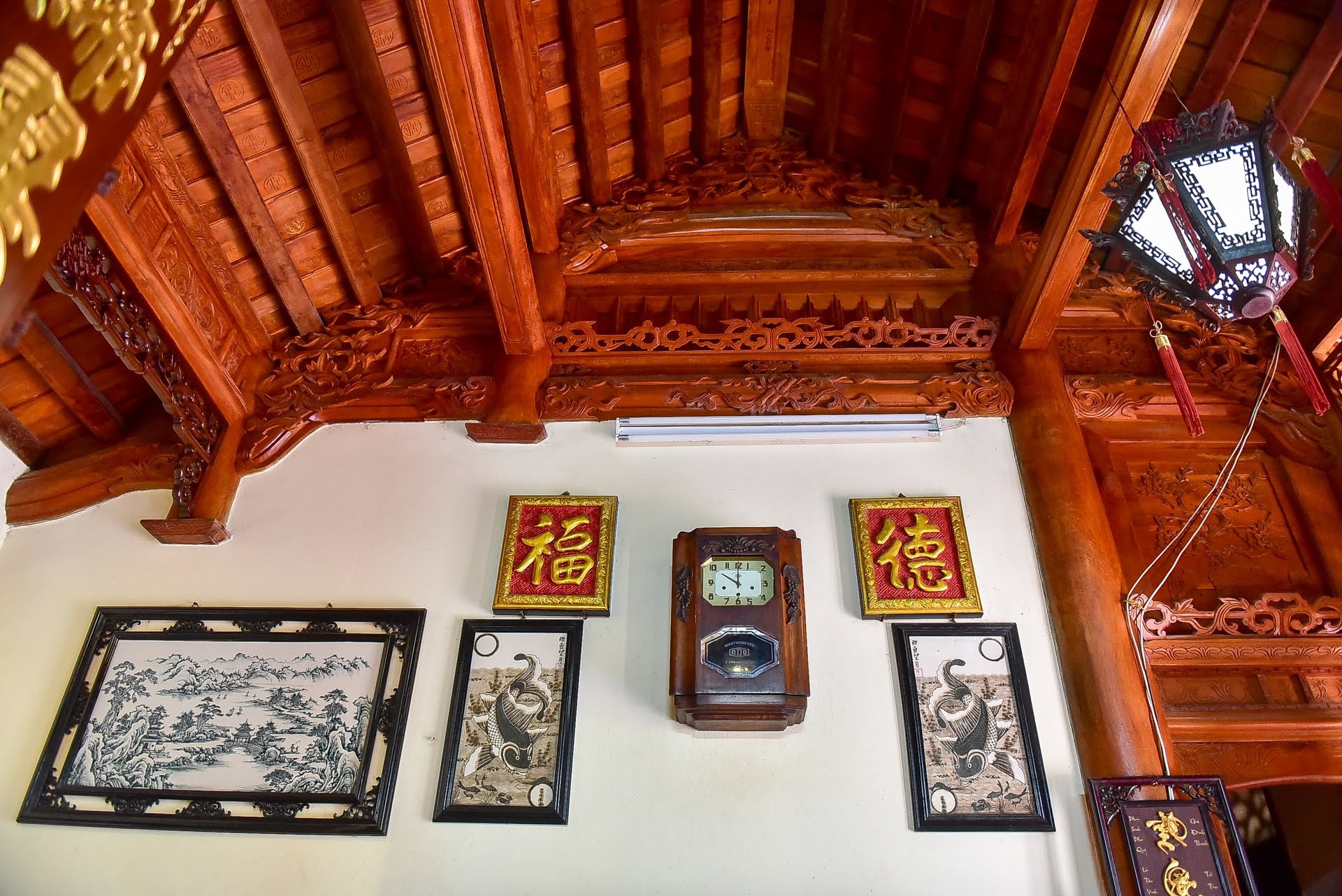 Nhà gỗ Bắc Bộ 1,5 tỷ đồng đẹp hiếm có ở Hưng Yên, ngày nào khách cũng vào ra chiêm ngưỡng - 9 Nhà gỗ Bắc Bộ 1,5 tỷ đồng đẹp hiếm có ở Hưng Yên, ngày nào khách cũng vào ra chiêm ngưỡng - 9