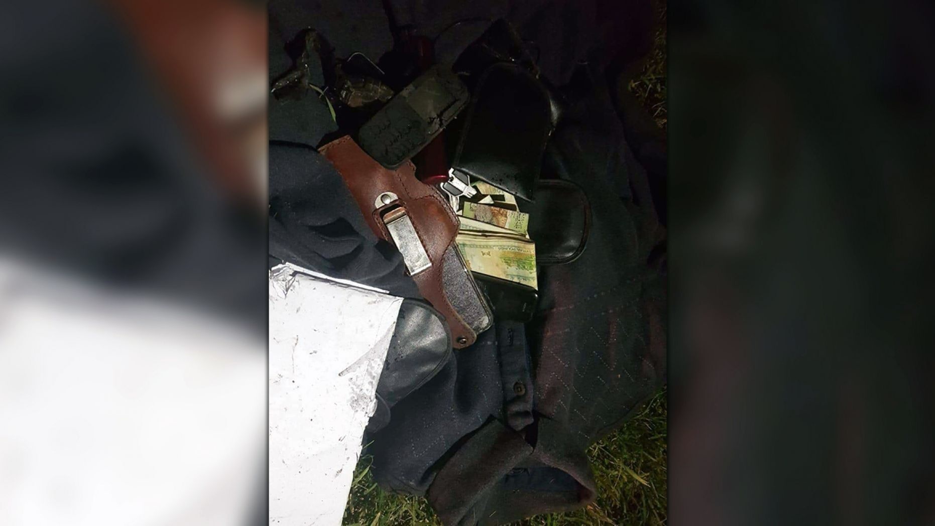 Đặc nhiệm Mỹ kéo thi thể tướng Iran ra khỏi xe sau khi nã tên lửa