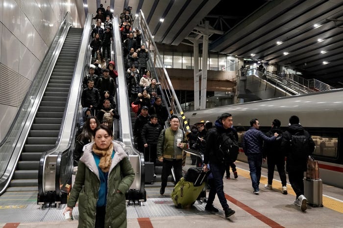 Trung Quốc bắt đầu cuộc di dân lớn nhất hành tinh với 3 tỷ chuyến đi