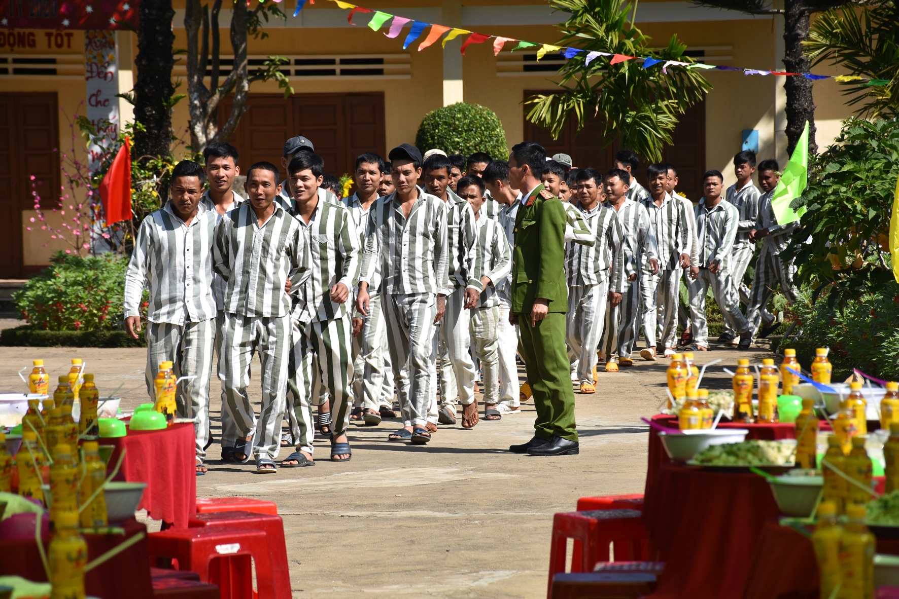 Đề xuất cho phạm nhân gọi video miễn phí để “thăm” người thân