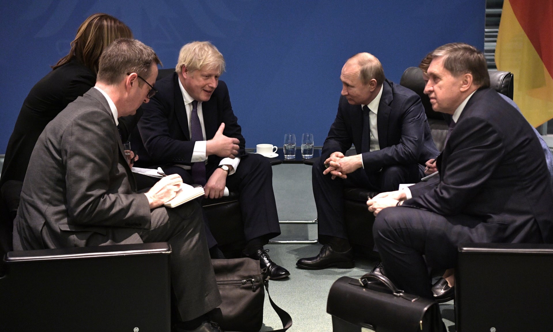 Thủ tướng Anh nói với Tổng thống Nga: “Hiện không thể bình thường hóa quan hệ”