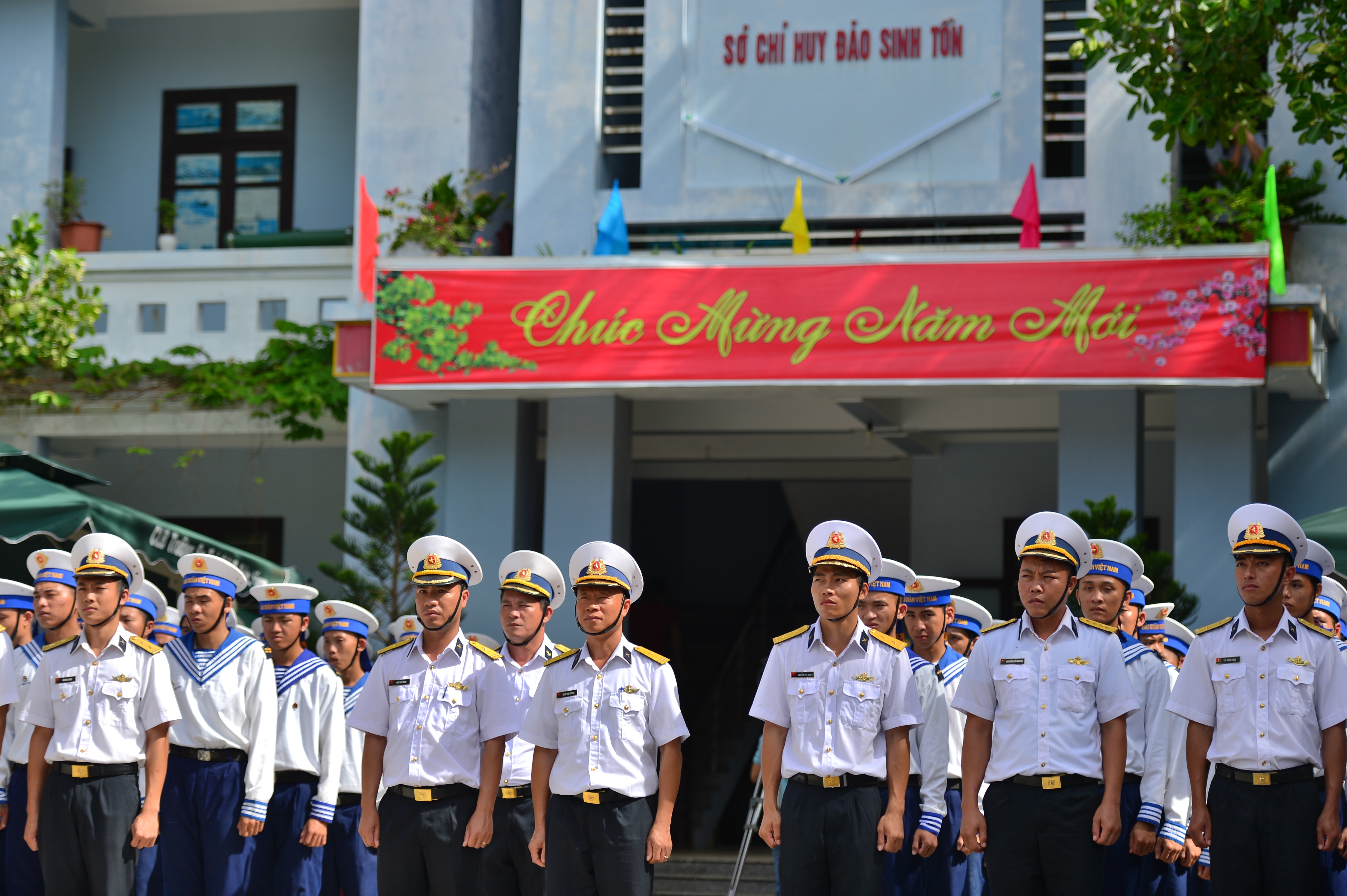 Thiêng liêng lễ chào cờ đầu năm mới tại Trường Sa - 3 Thiêng liêng lễ chào cờ đầu năm mới tại Trường Sa - 3