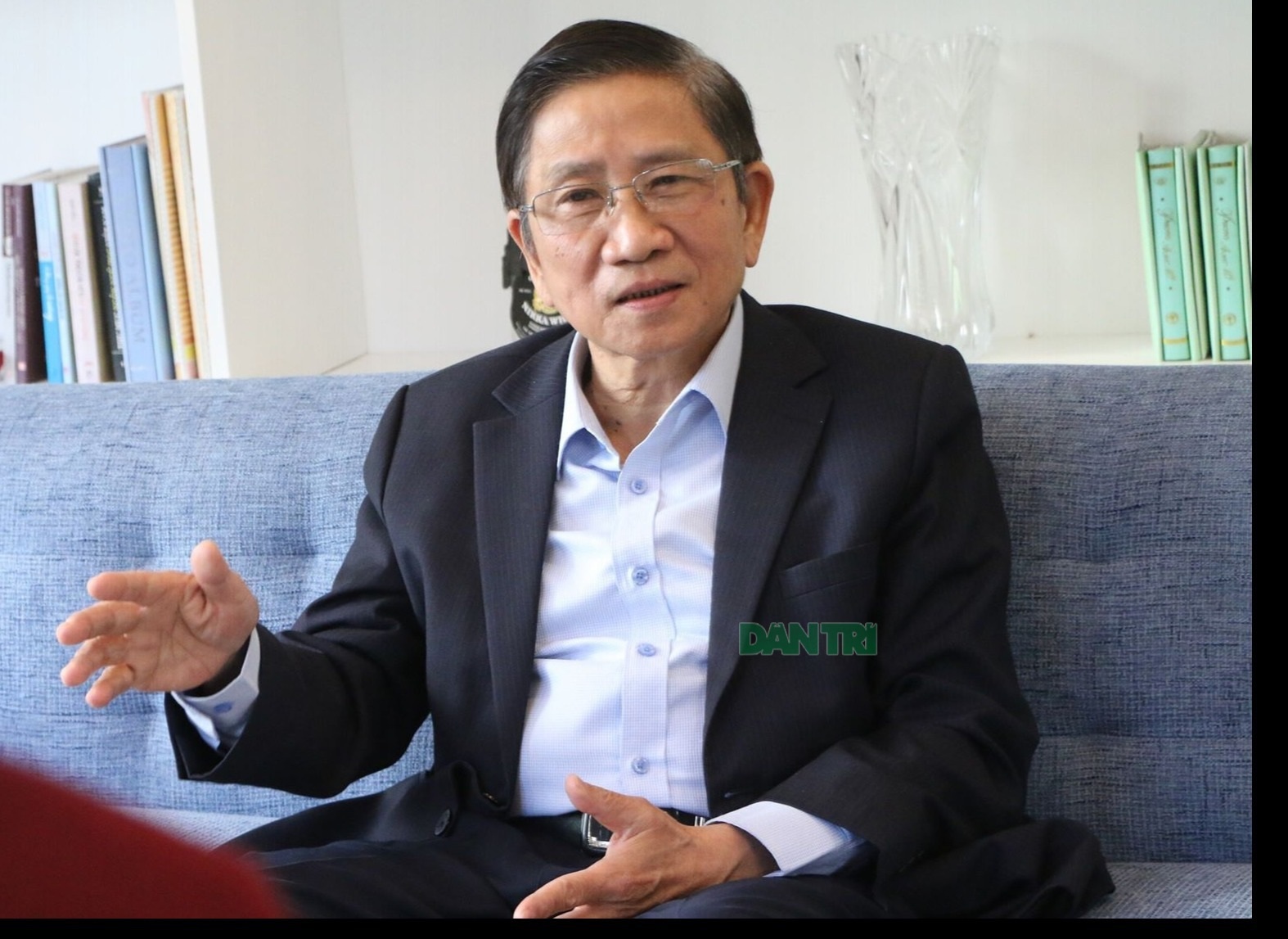 GS Nguyễn Minh Thuyết: “Nhiều đêm tôi và anh em không ngủ được vì áp lực” - 4 GS Nguyễn Minh Thuyết: “Nhiều đêm tôi và anh em không ngủ được vì áp lực” - 4