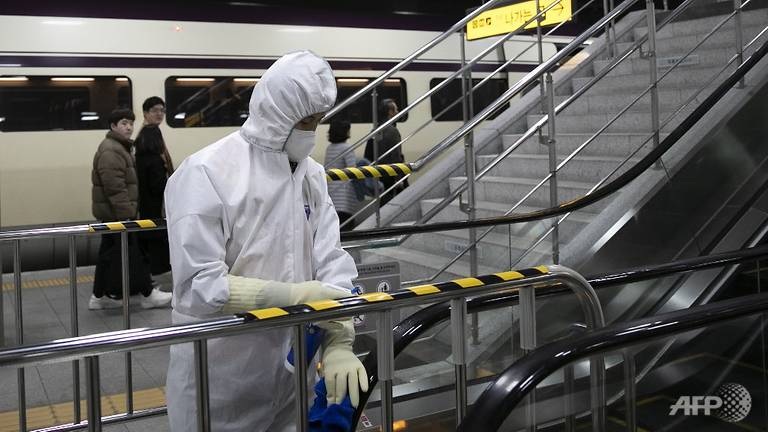 Châu Á chạy đua đối phó “bão” virus gây viêm phổi lạ