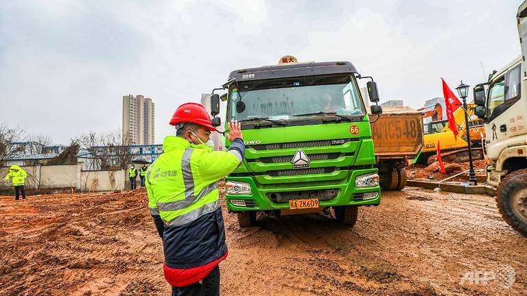 Châu Á chạy đua đối phó “bão” virus gây viêm phổi lạ