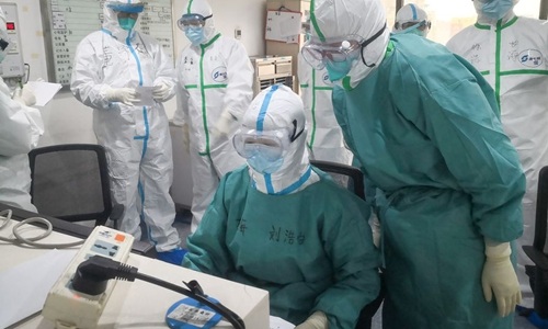 Chuyên gia Trung Quốc cảnh báo virus corona có thể lây qua đường tiêu hóa