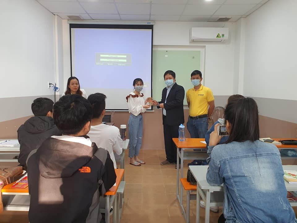 65 trường đại học vẫn cho sinh viên học bình thường trong dịch virus corona - 1 65 trường đại học vẫn cho sinh viên học bình thường trong dịch virus corona - 1