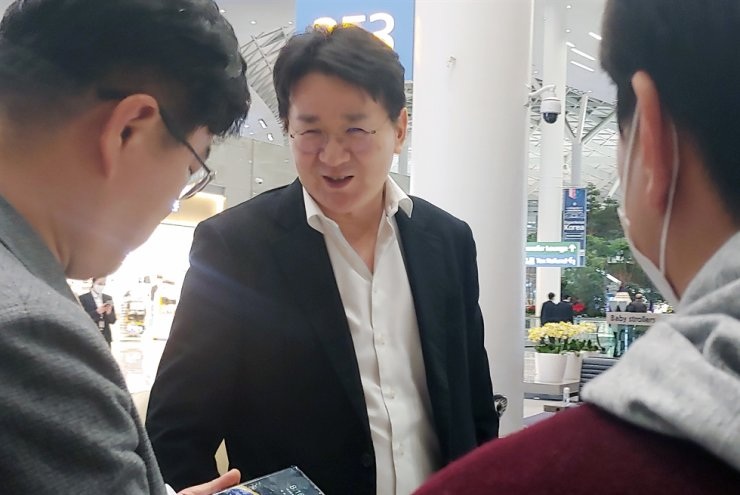 Quan chức Korea Air hứng chỉ trích vì "giành" chỗ trên máy bay sơ tán khỏi Vũ Hán