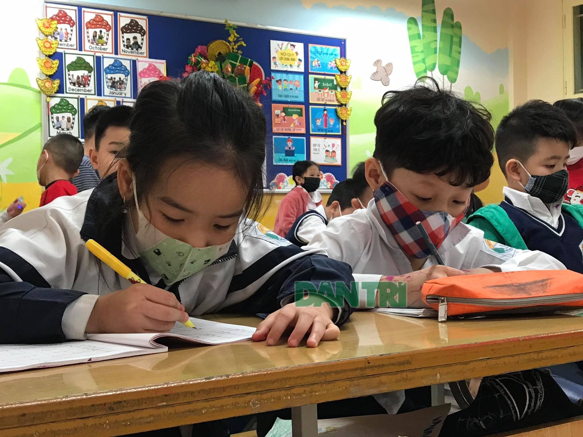 Thứ trưởng Bộ GDĐT: “Có thể lùi thời gian kì thi THPT quốc gia 2020” - 1 Thứ trưởng Bộ GDĐT: “Có thể lùi thời gian kì thi THPT quốc gia 2020” - 1