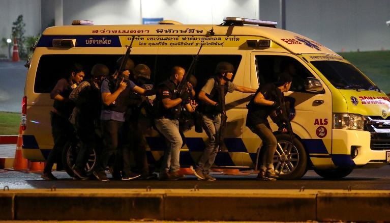 Binh sĩ Thái Lan mang 700 viên đạn, sát hại 21 người ở trung tâm thương mại