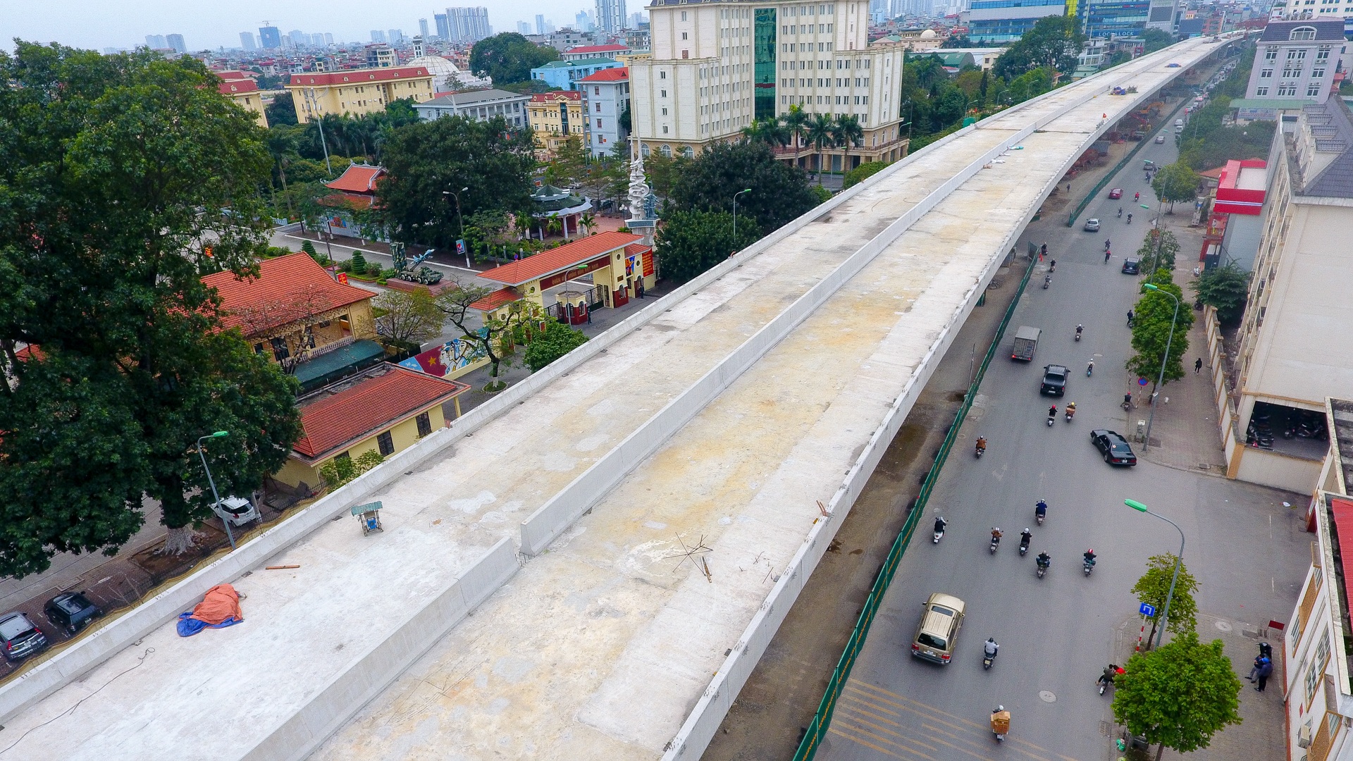 Đại công trường trên cao 9.400 tỷ xuyên đường cong mềm mại ở Hà Nội - 10 Đại công trường trên cao 9.400 tỷ xuyên đường cong mềm mại ở Hà Nội - 10