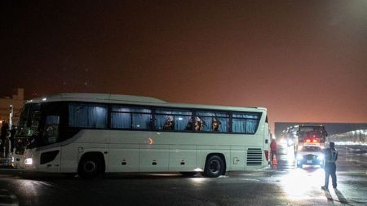 Mỹ sơ tán gần 400 công dân khỏi du thuyền Diamond Princess trong đêm