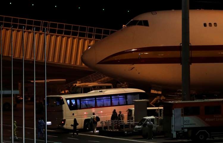 Mỹ sơ tán gần 400 công dân khỏi du thuyền Diamond Princess trong đêm