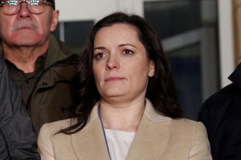 Bộ trưởng Ukraine tự nguyện vào khu cách ly sống với người sơ tán từ Vũ Hán