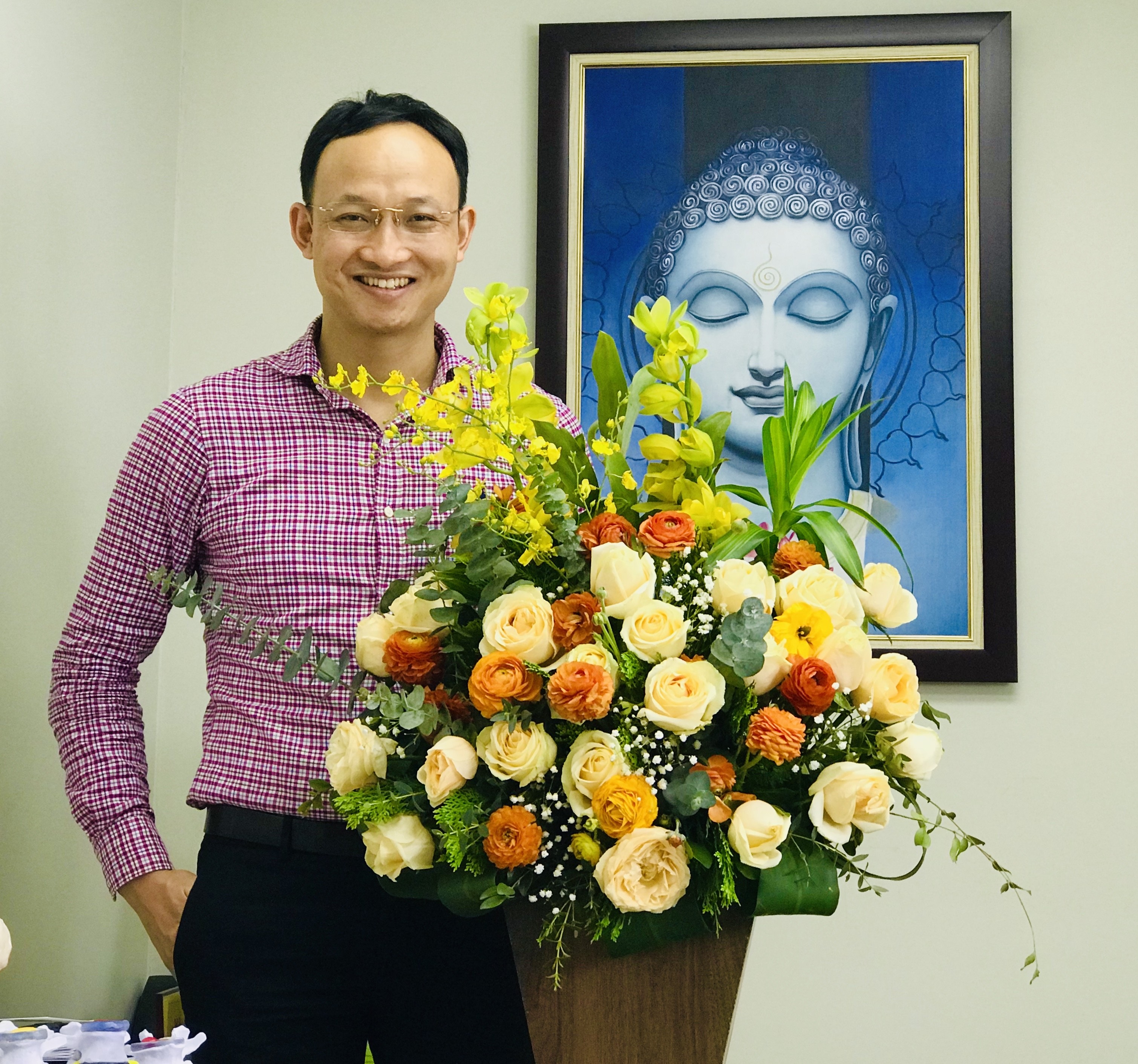 Bác sĩ “nghìn like” kể chuyện cứu người, chống dịch trên mạng xã hội - 2