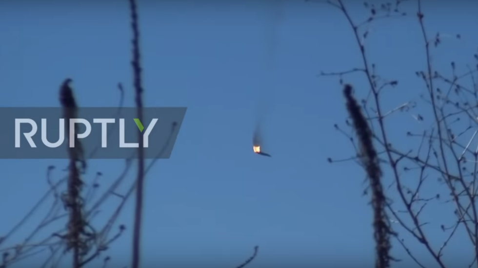 Video phi công Syria nhảy dù khỏi máy bay Su-24 bị Thổ Nhĩ Kỳ bắn rơi