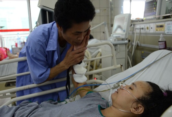 Cảm động câu chuyện người phụ nữ trở về từ cõi chết - 4 Cảm động câu chuyện người phụ nữ trở về từ cõi chết - 4