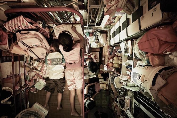 Ám ảnh cuộc sống của cư dân nghèo trong nhà “quan tài” tại Hồng Kông - 9