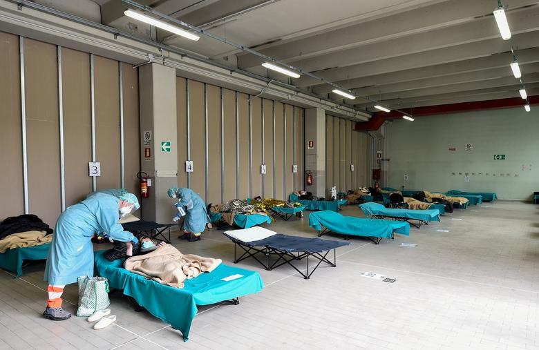 Hơn 1.400 người chết, các bệnh viện ở Italia "gồng mình" đối phó Covid-19