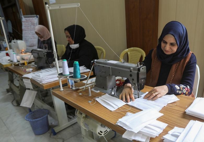 Hành động đẹp “thắp sáng” những ngày dịch Covid-19