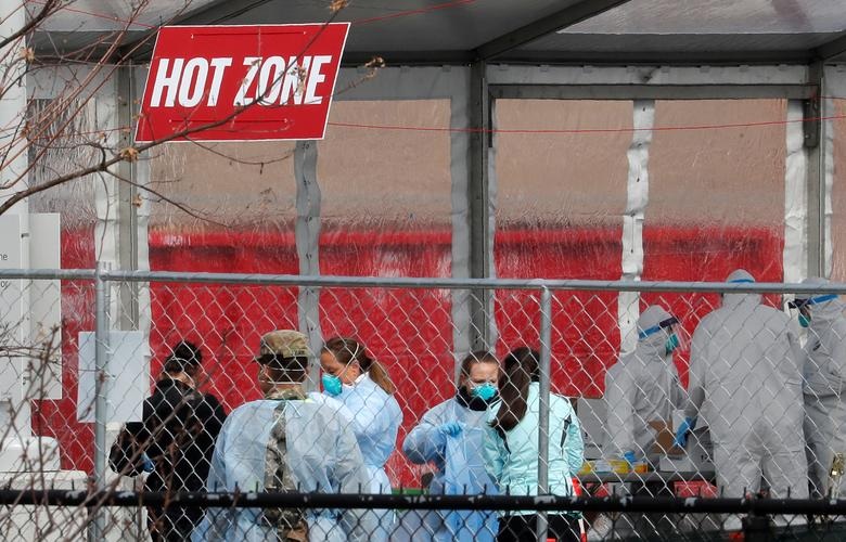 7 người trong 1 gia đình Mỹ nhiễm virus corona sau một bữa ăn tối chung