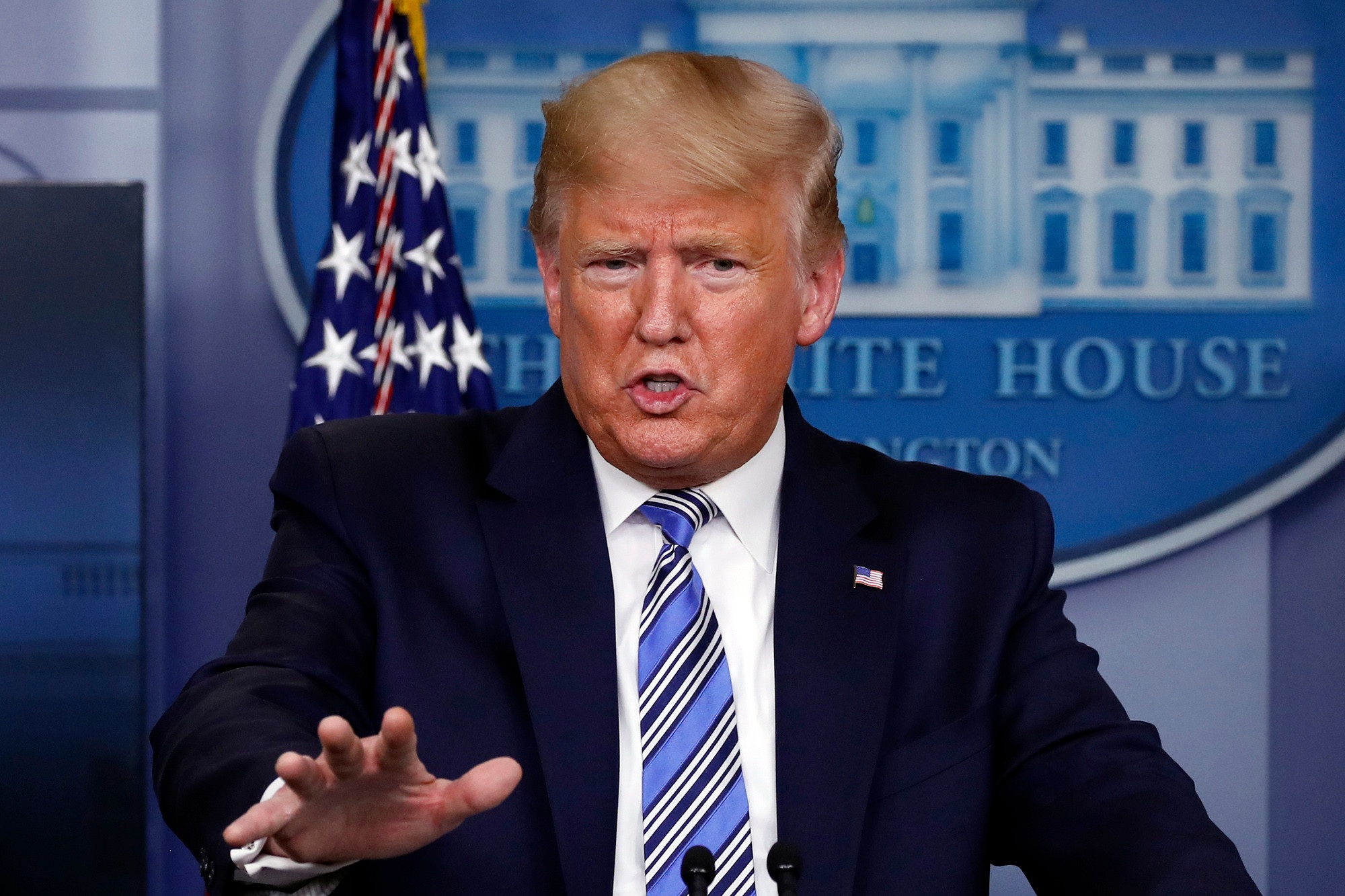 Mỹ có thêm 10.000 ca mắc Covid-19, ông Trump sốt ruột mở cửa kinh tế