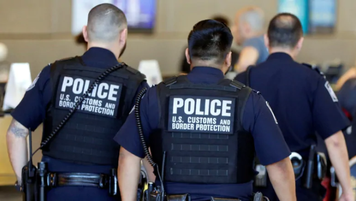 Mỹ từng phát hiện công dân Trung Quốc mang lọ nghi chứa virus SARS, MERS