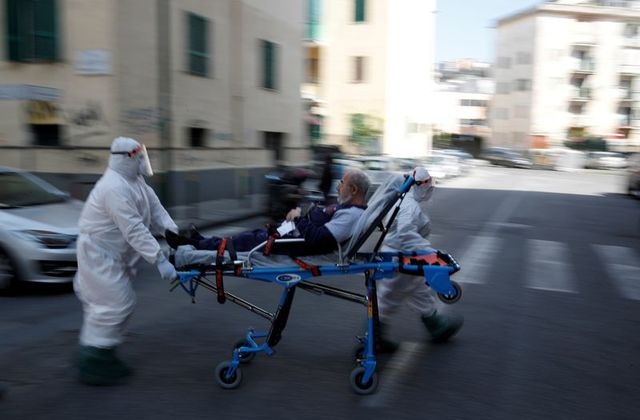 Số người chết vì Covid-19 ở Italia lên gần 14.000 người