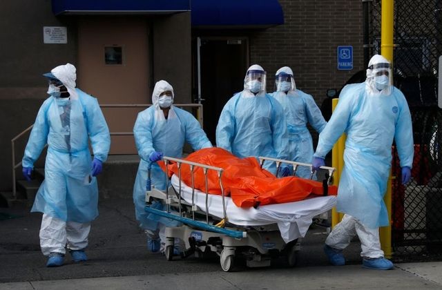 Số người mắc Covid-19 ở Mỹ vượt 300.000, hơn 8.000 người chết