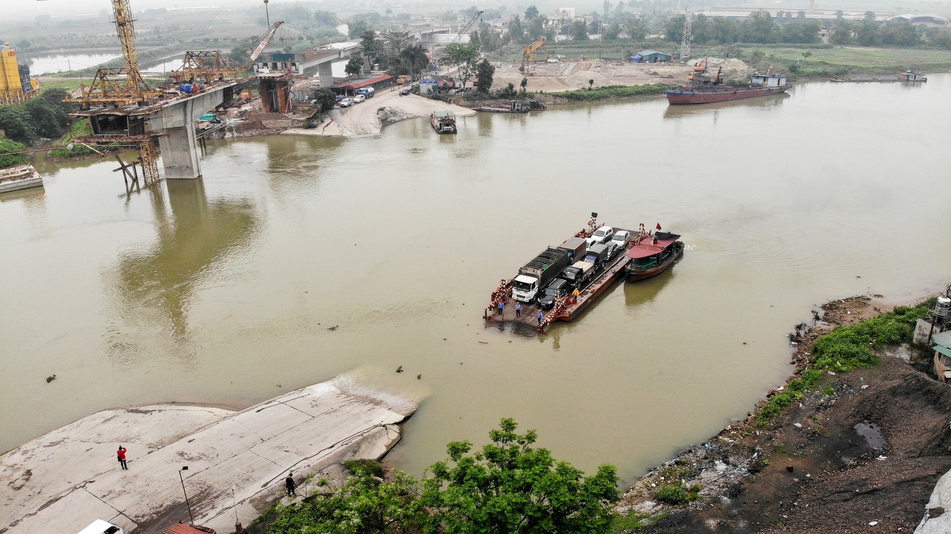 Sở GTVT vào cuộc, bến phà nghìn người chen chúc ở Hải Dương giờ ra sao? - 14 Sở GTVT vào cuộc, bến phà nghìn người chen chúc ở Hải Dương giờ ra sao? - 14