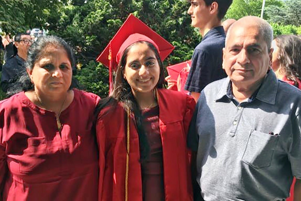 Bác sĩ Mỹ tiết lộ những cơn đau ngực khủng khiếp trước lúc qua đời