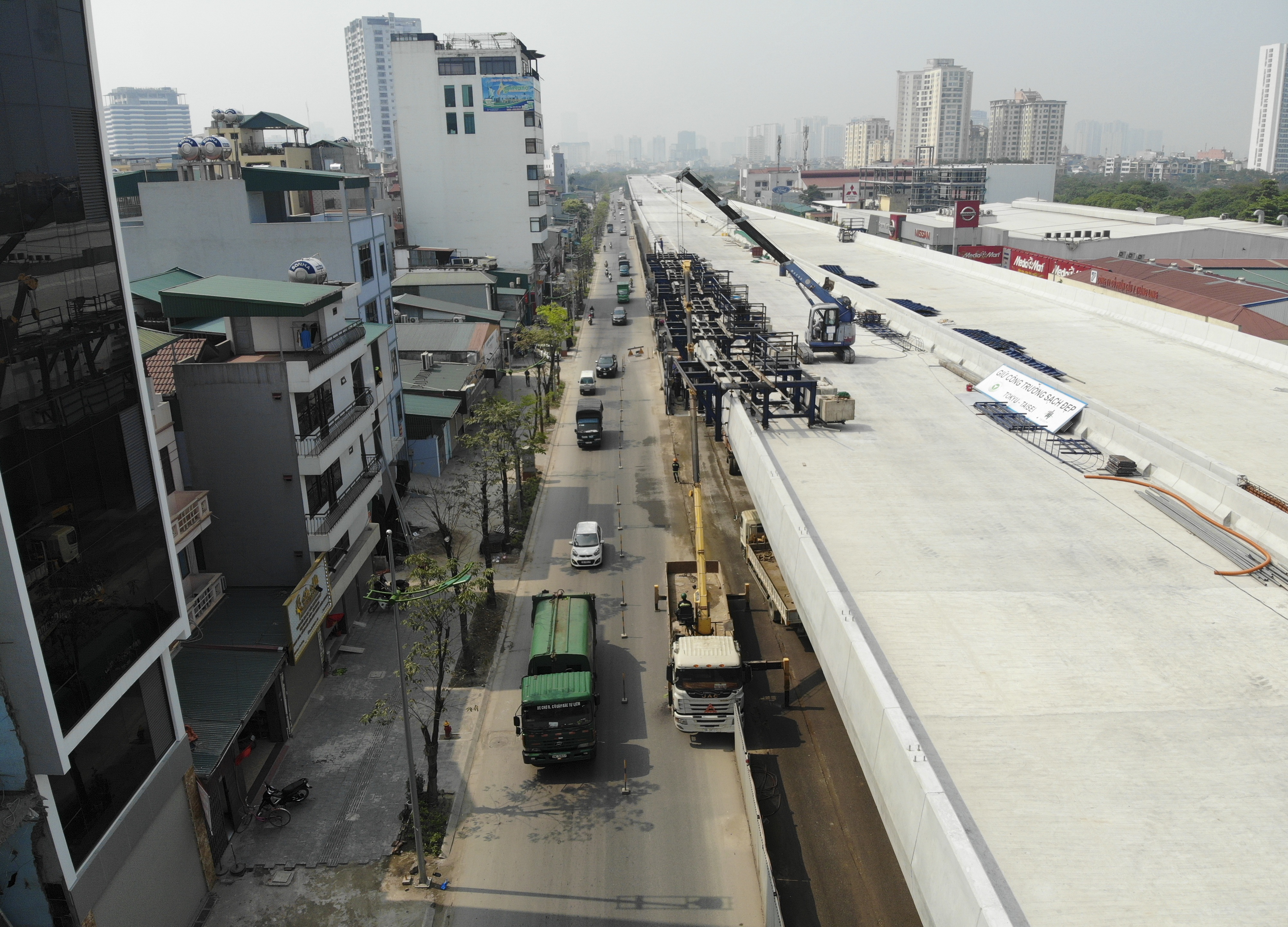 Hà Nội: Cầu cạn hơn 5000 tỷ gấp rút hoàn thành giữa mùa dịch Covid-19 - 8 Hà Nội: Cầu cạn hơn 5000 tỷ gấp rút hoàn thành giữa mùa dịch Covid-19 - 8