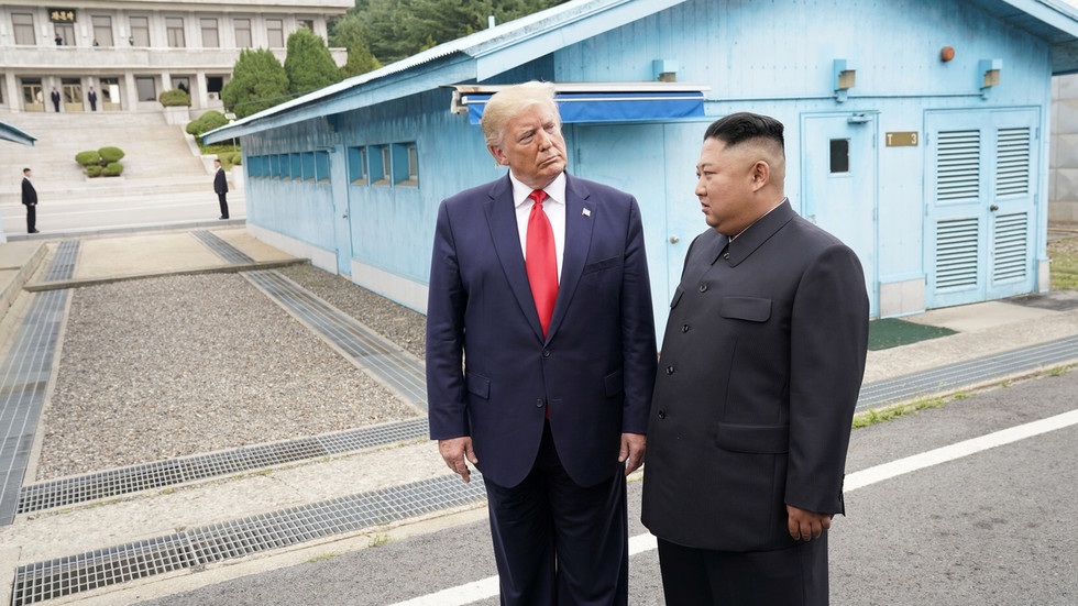 Triều Tiên bác tin ông Kim Jong-un gửi lá thư “tốt đẹp” cho ông Trump
