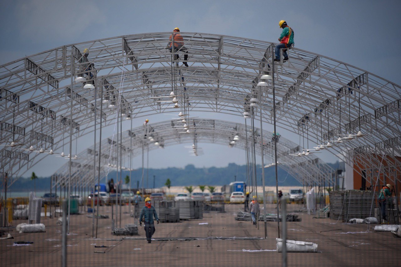 Có gần 14.000 ca mắc Covid-19, Singapore lập hàng loạt bệnh viện dã chiến