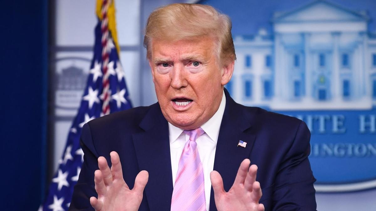 Ông Trump cảnh báo 100.000 người Mỹ có thể chết vì Covid-19