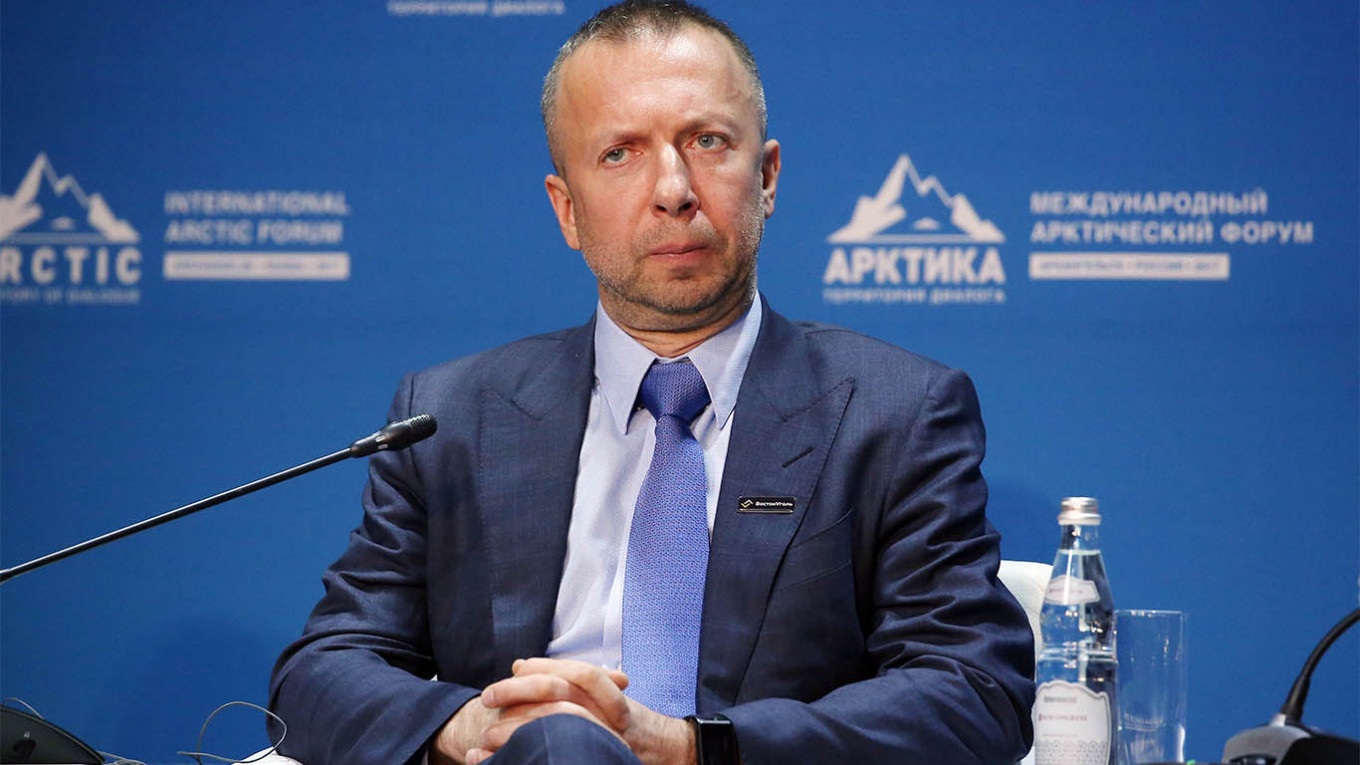 Tỷ phú than đá Nga tự sát