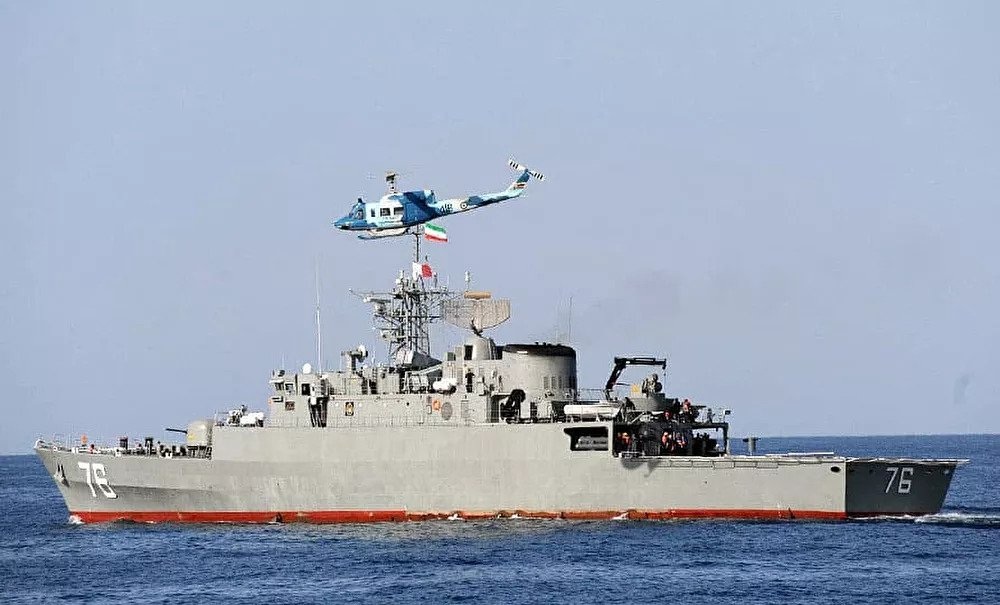 Chiến hạm Iran bị nghi phóng nhầm tên lửa vào "quân mình" trong tập trận