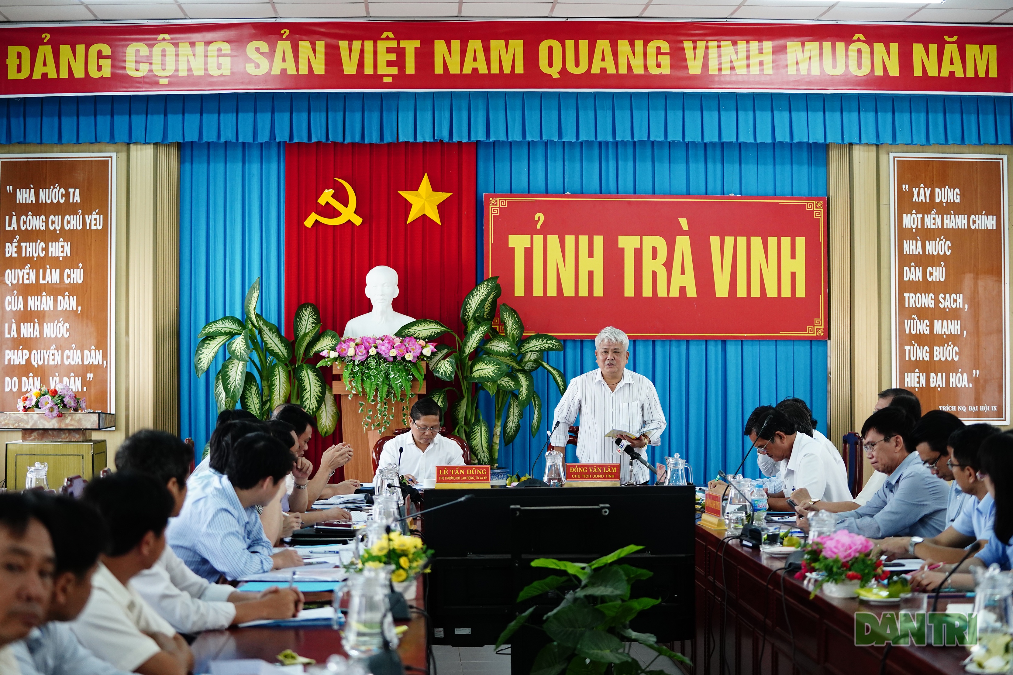 Gần 140.000 người dân Trà Vinh được nhận hỗ trợ từ gói 62.000 tỷ đồng - 3 Gần 140.000 người dân Trà Vinh được nhận hỗ trợ từ gói 62.000 tỷ đồng - 3