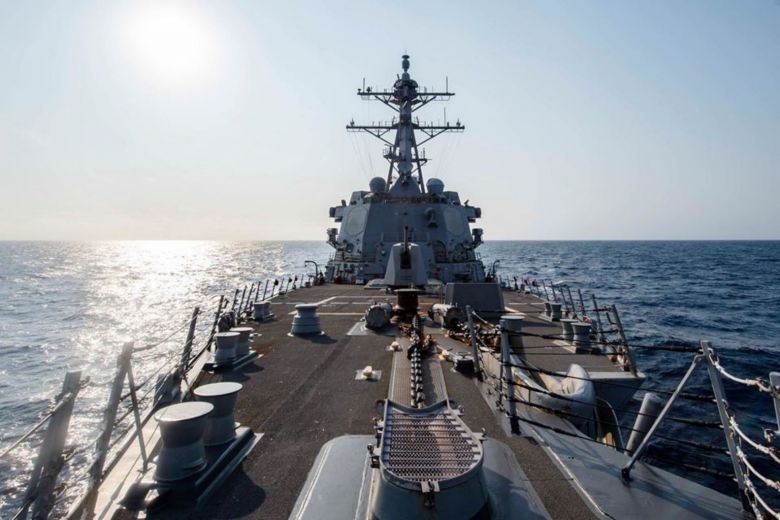 Mỹ điều chiến hạm qua eo biển Đài Loan