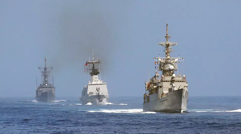 Pháp nhắn gửi Trung Quốc vụ bán vũ khí cho Đài Loan: "Hãy lo chống dịch"