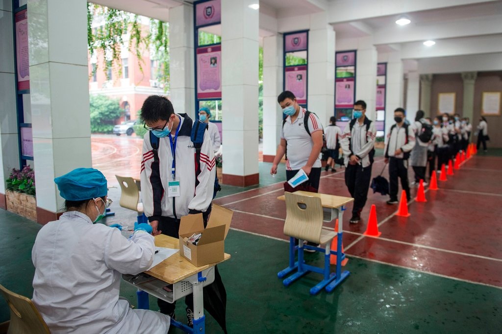 Xét nghiệm 11 triệu dân, Vũ Hán đối mặt “cuộc chiến 10 ngày” cam go