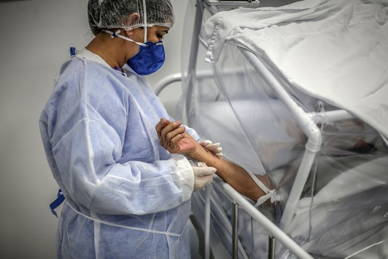 Thêm hàng nghìn ca nhiễm mỗi ngày, Brazil thành tâm chấn mới của dịch Covid - 2 Thêm hàng nghìn ca nhiễm mỗi ngày, Brazil thành tâm chấn mới của dịch Covid - 2