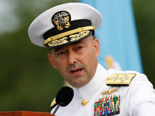 Cựu Đô đốc Mỹ chỉ trích Trung Quốc biến Biển Đông thành “ao nhà”