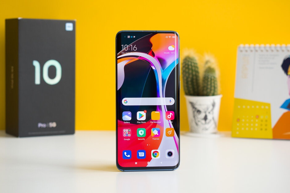 Top 5 smartphone pin tr&acirc;u nhất hiện nay - 3