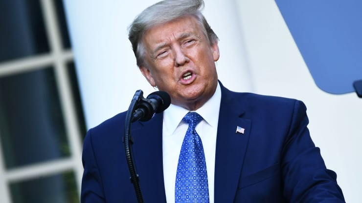 Ông Trump dọa dùng quân đội trấn áp bạo loạn